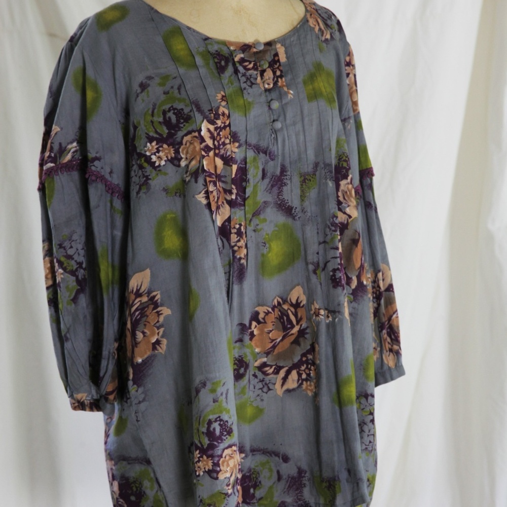 Floral L/XL Women's tunic/blouse